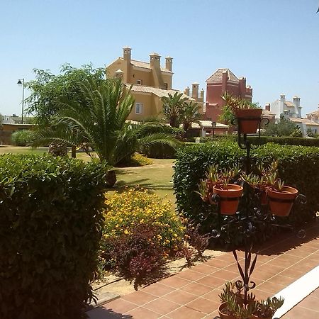 Bajo Con Terraza Piscina Y Jardin Apartment Sanlucar de Barrameda Exterior photo